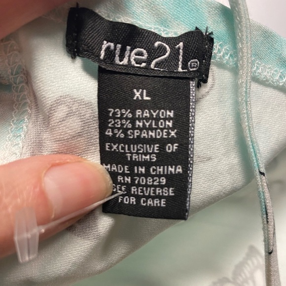 RUE 21 lace up smiley yin Yang top - Picture 3 of 4